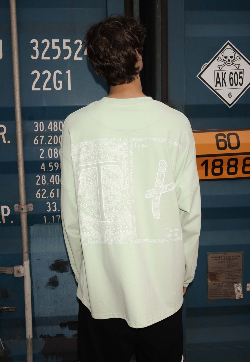 TYPES MINT "BANDANA" LONGSLEEVE