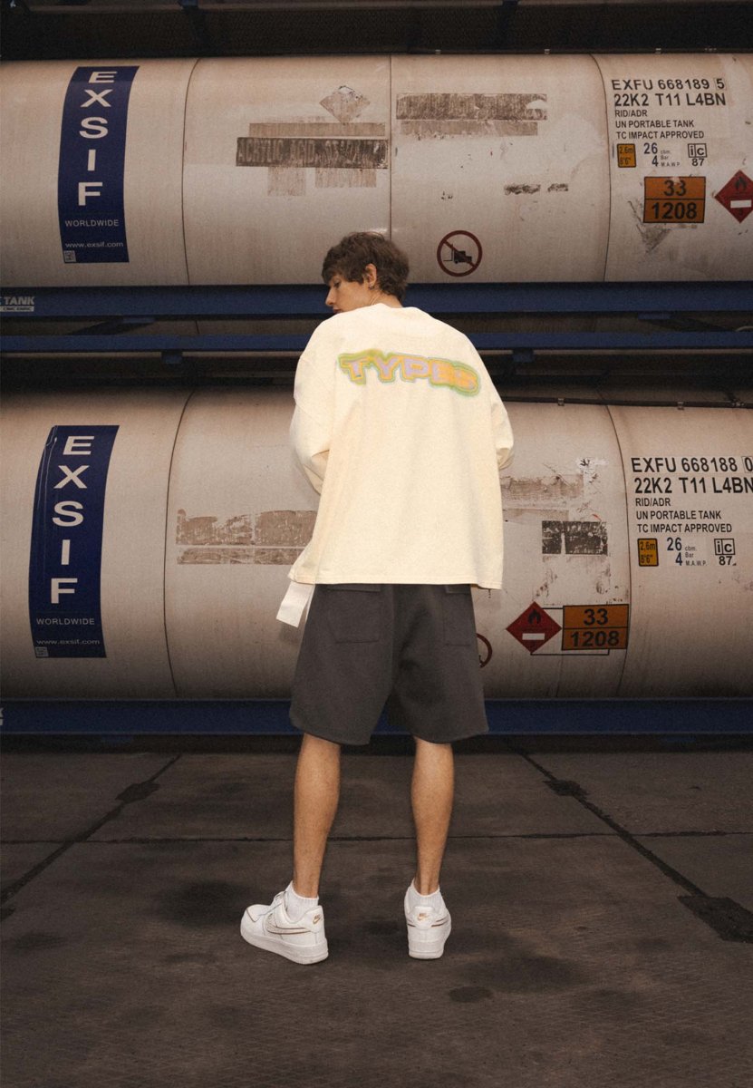 TYPES "LEMON" LONGSLEEVE